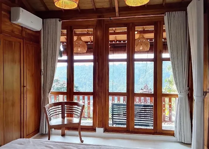 Mayong Awan Cita Lodge