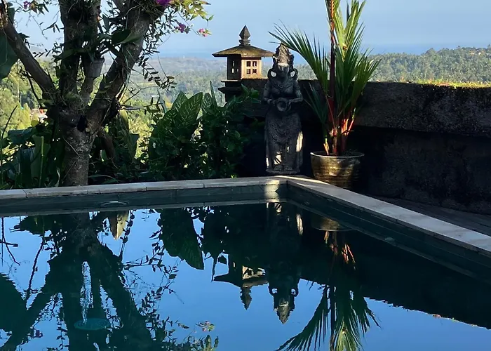 Lodge Mayong Awan Cita